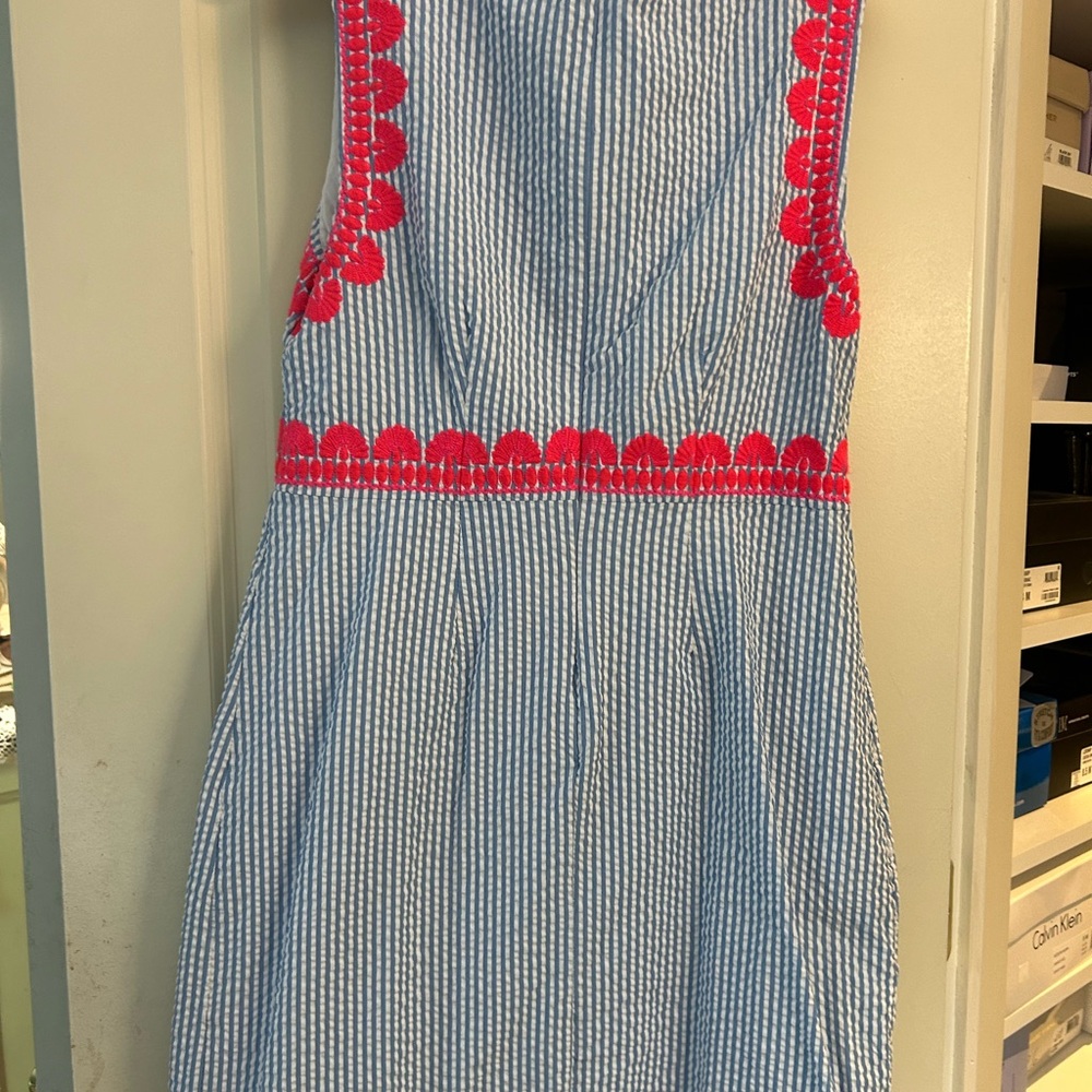 Vineyard Vines summer dress.   Worn Once Great condition